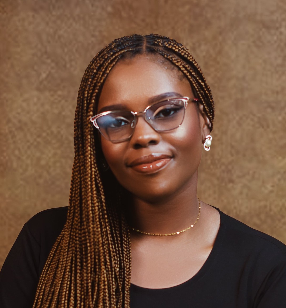 Queen Ayodele Bezalel headshot